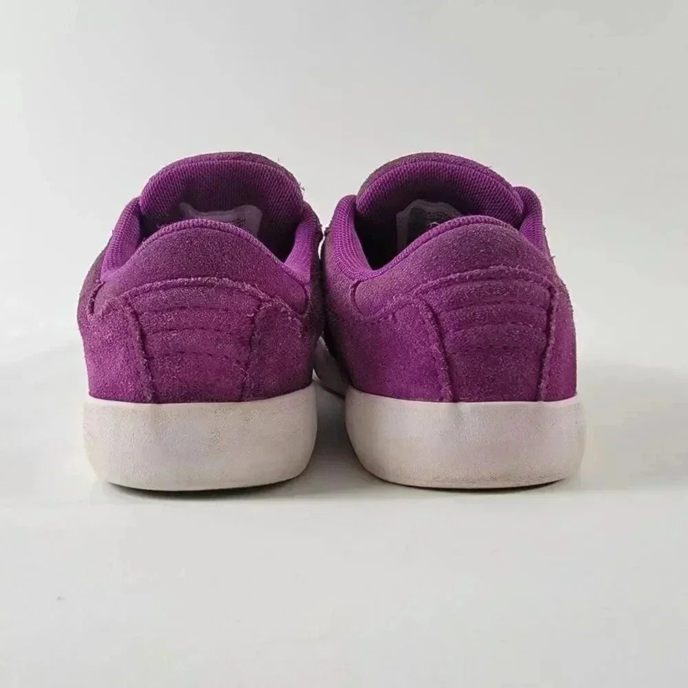 Converse Chuck Taylor One Star Low Top Sneakers - 2C